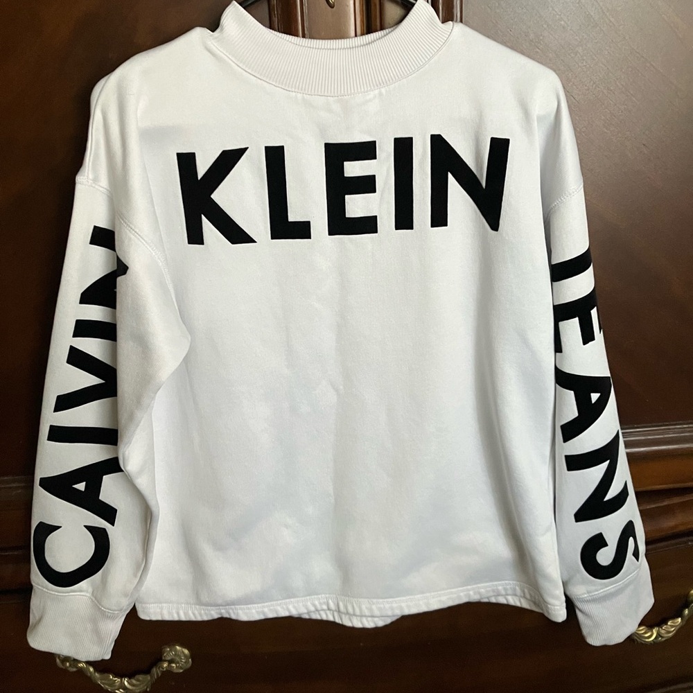 Calvin Klein sweatshirt